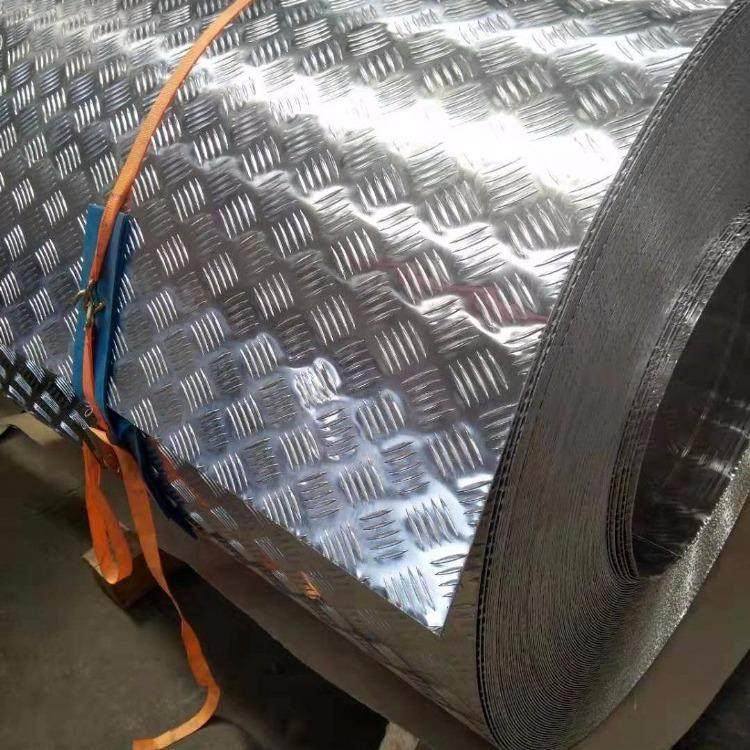 五条筋花纹铝板